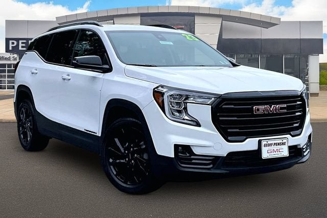 2023 GMC Terrain SLT