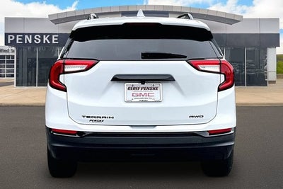 2023 GMC Terrain SLT