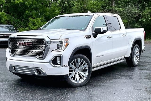 2021 GMC Sierra 4WD Crew Cab Short Box Denali's photo