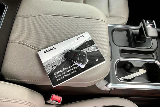 2023 GMC Sierra 1500 SLT