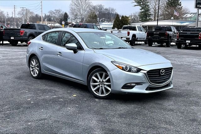 2017 Mazda Mazda3 4-Door Touring