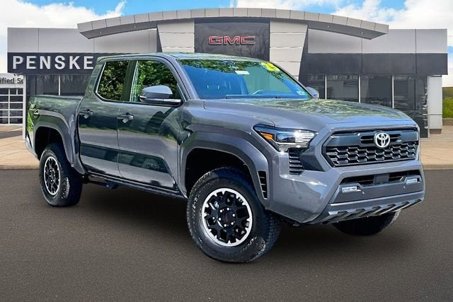 2025 Toyota Tacoma 4WD SR