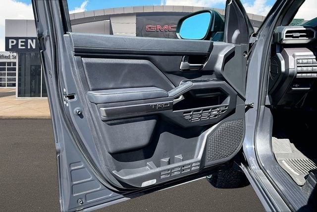 2025 Toyota Tacoma 4WD SR