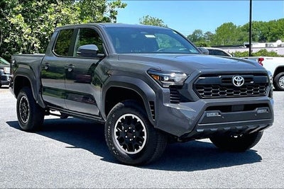 2025 Toyota Tacoma 4WD SR