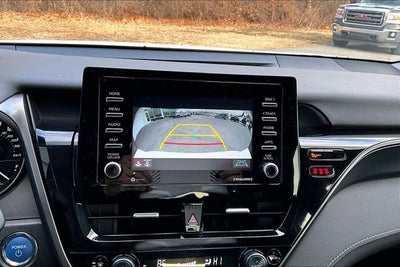 2022 Toyota Camry Hybrid SE