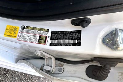 2022 Toyota Camry Hybrid SE