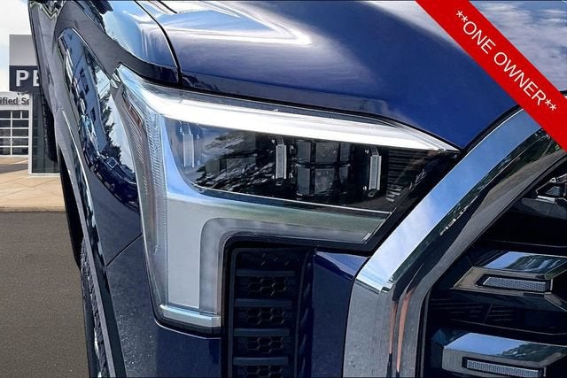 2022 Toyota Tundra 4WD Platinum