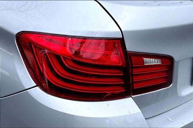 2016 BMW 5 Series 550i xDrive