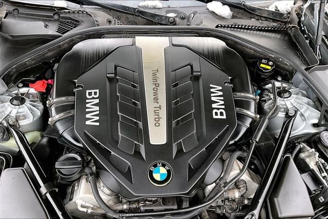 2016 BMW 5 Series 550i xDrive