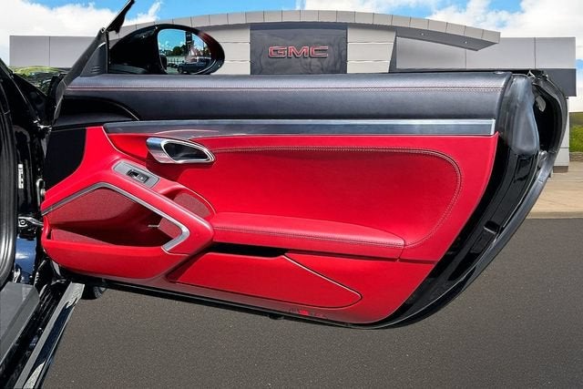 2021 Porsche 718 Cayman T