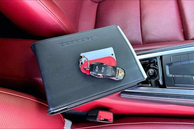 2021 Porsche 718 Cayman T